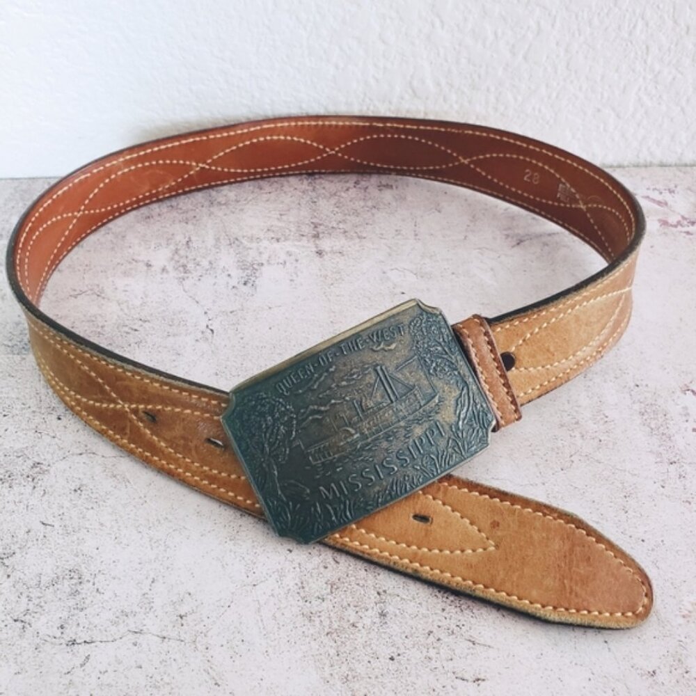 Vintage "Mississippi" Steamboat Western Embroidered Leather Belt size 28